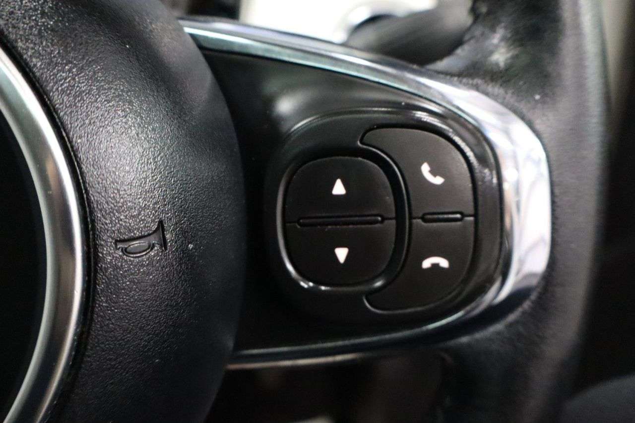 2018 FIAT 500 2018 FIAT 500