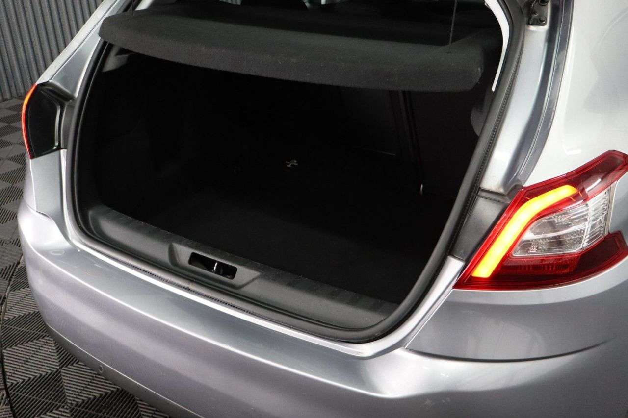 2015 PEUGEOT 308 2015 PEUGEOT 308