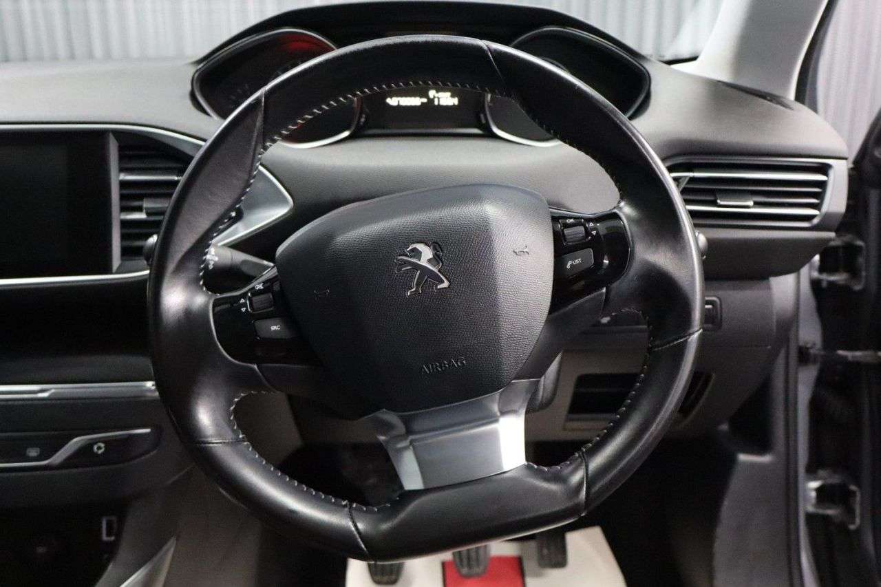 2015 PEUGEOT 308 2015 PEUGEOT 308