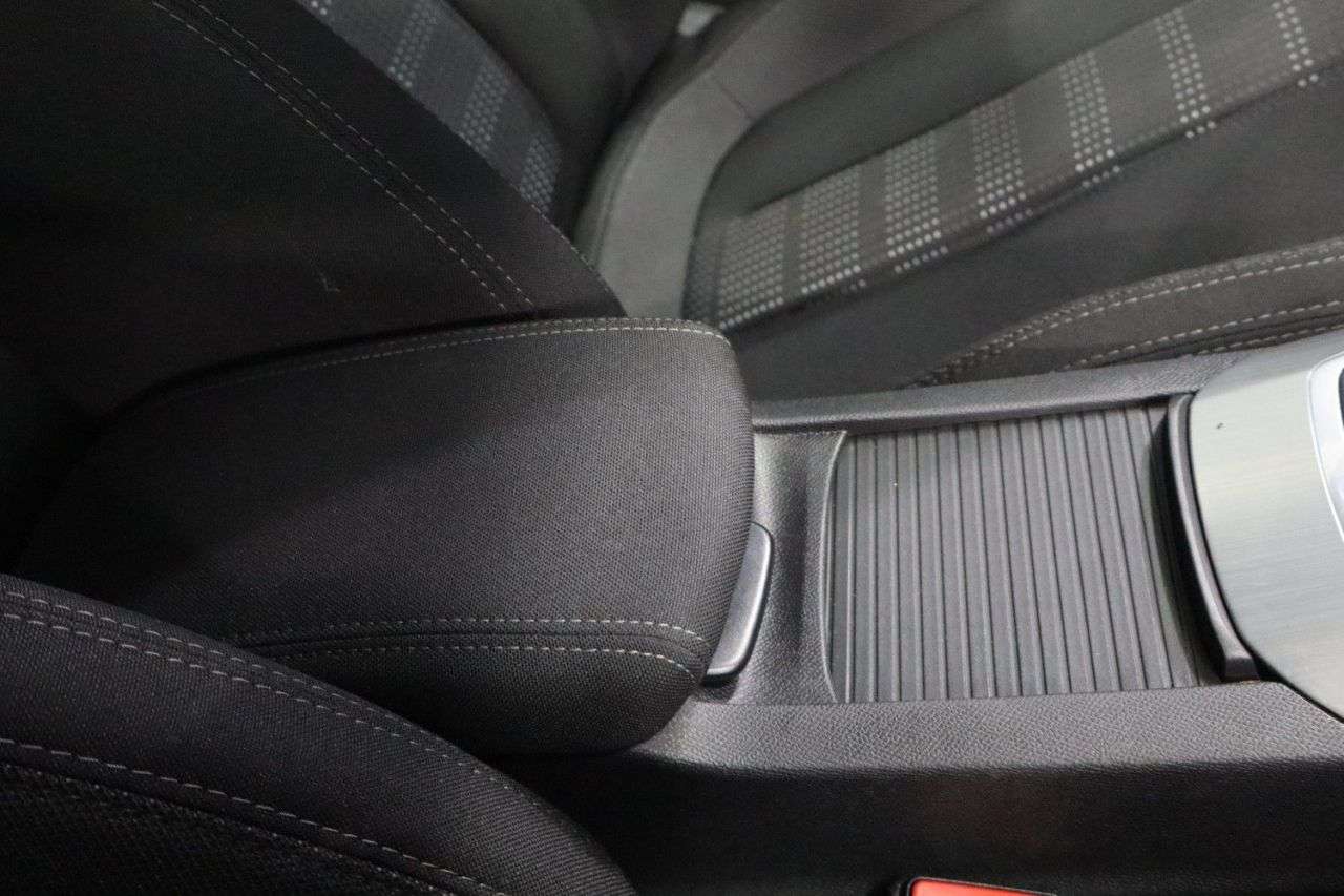 2015 PEUGEOT 308 2015 PEUGEOT 308
