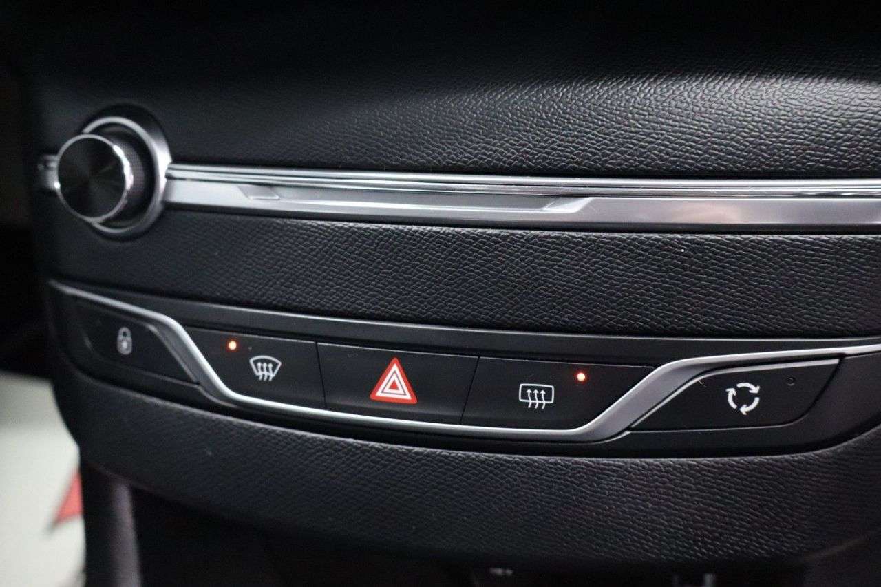 2015 PEUGEOT 308 2015 PEUGEOT 308