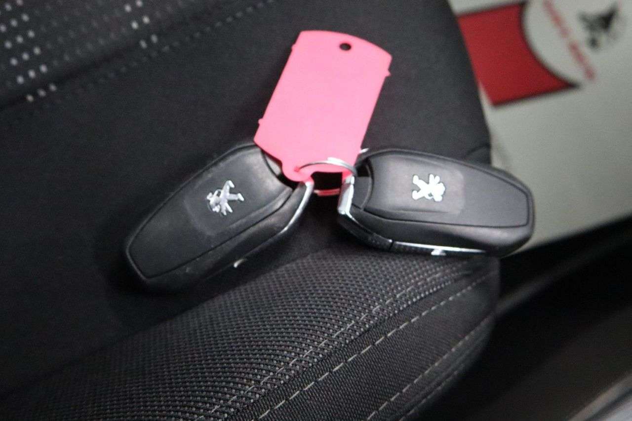 2015 PEUGEOT 308 2015 PEUGEOT 308