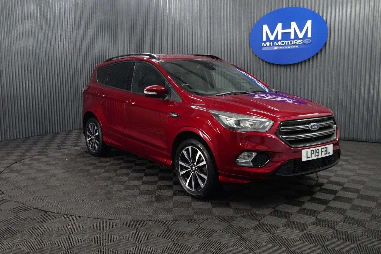 A 2019 FORD KUGA 1.5 TDCi ST-Line SUV 5dr Diesel Manual Euro 6 (s/s) (120 ps) LONG MOT / STY A 2019 FORD KUGA 1.5 TDCi ST-Line SUV 5dr Diesel Manual Euro 6 (s/s) (120 ps) LONG MOT / STY