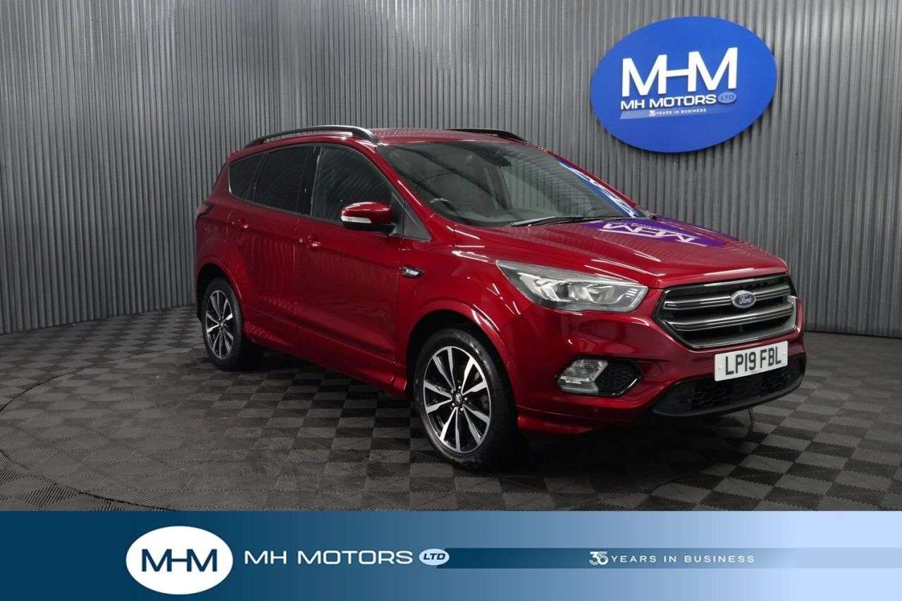 A 2019 FORD KUGA 1.5 TDCi ST-Line SUV 5dr Diesel Manual Euro 6 (s/s) (120 ps) LONG MOT / STY A 2019 FORD KUGA 1.5 TDCi ST-Line SUV 5dr Diesel Manual Euro 6 (s/s) (120 ps) LONG MOT / STY