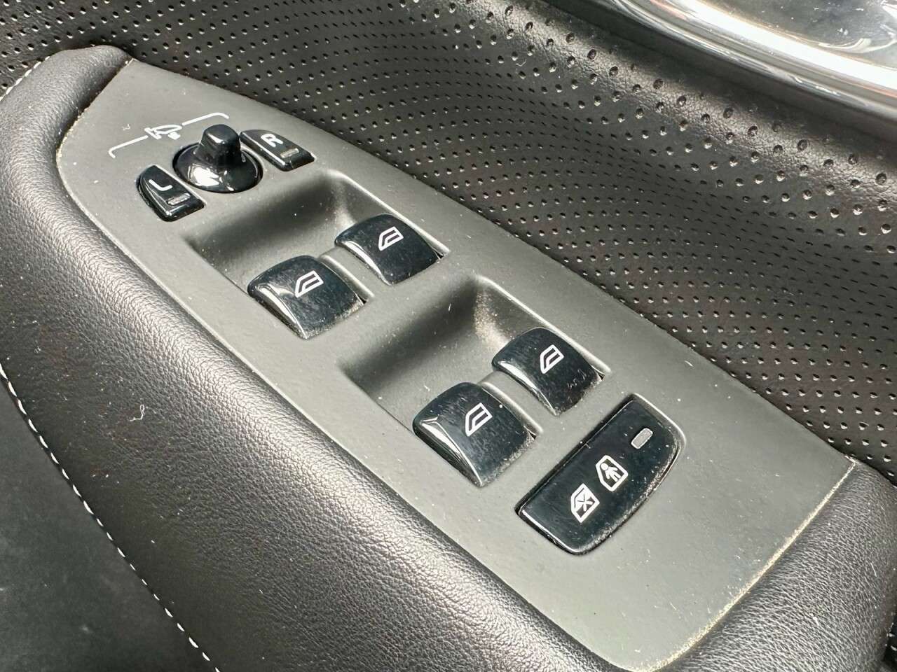 2012 VOLVO XC90 2012 VOLVO XC90