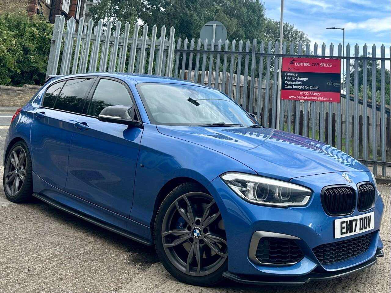A null BMW 1 SERIES 3.0 M140i Hatchback 5dr Petrol Auto Euro 6 (s/s) (340 ps) A null BMW 1 SERIES 3.0 M140i Hatchback 5dr Petrol Auto Euro 6 (s/s) (340 ps)