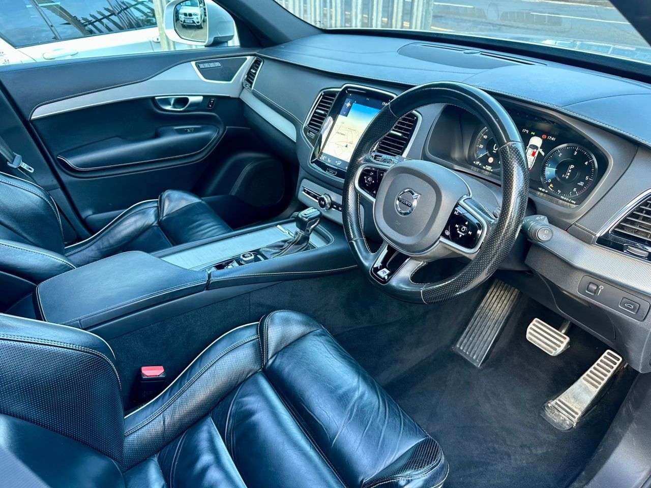 2019 VOLVO XC90 2019 VOLVO XC90