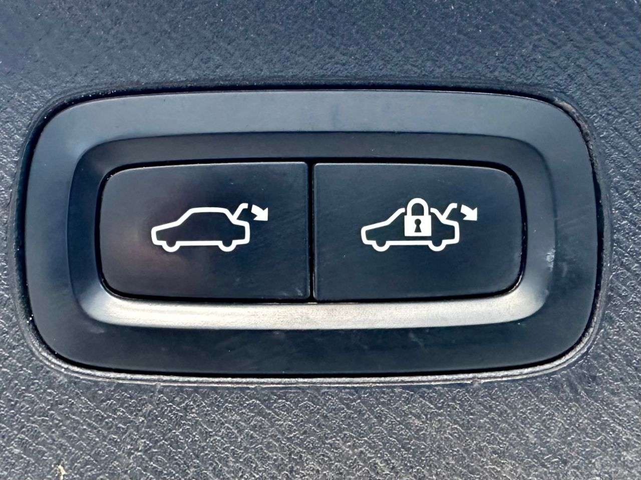 2019 VOLVO XC90 2019 VOLVO XC90