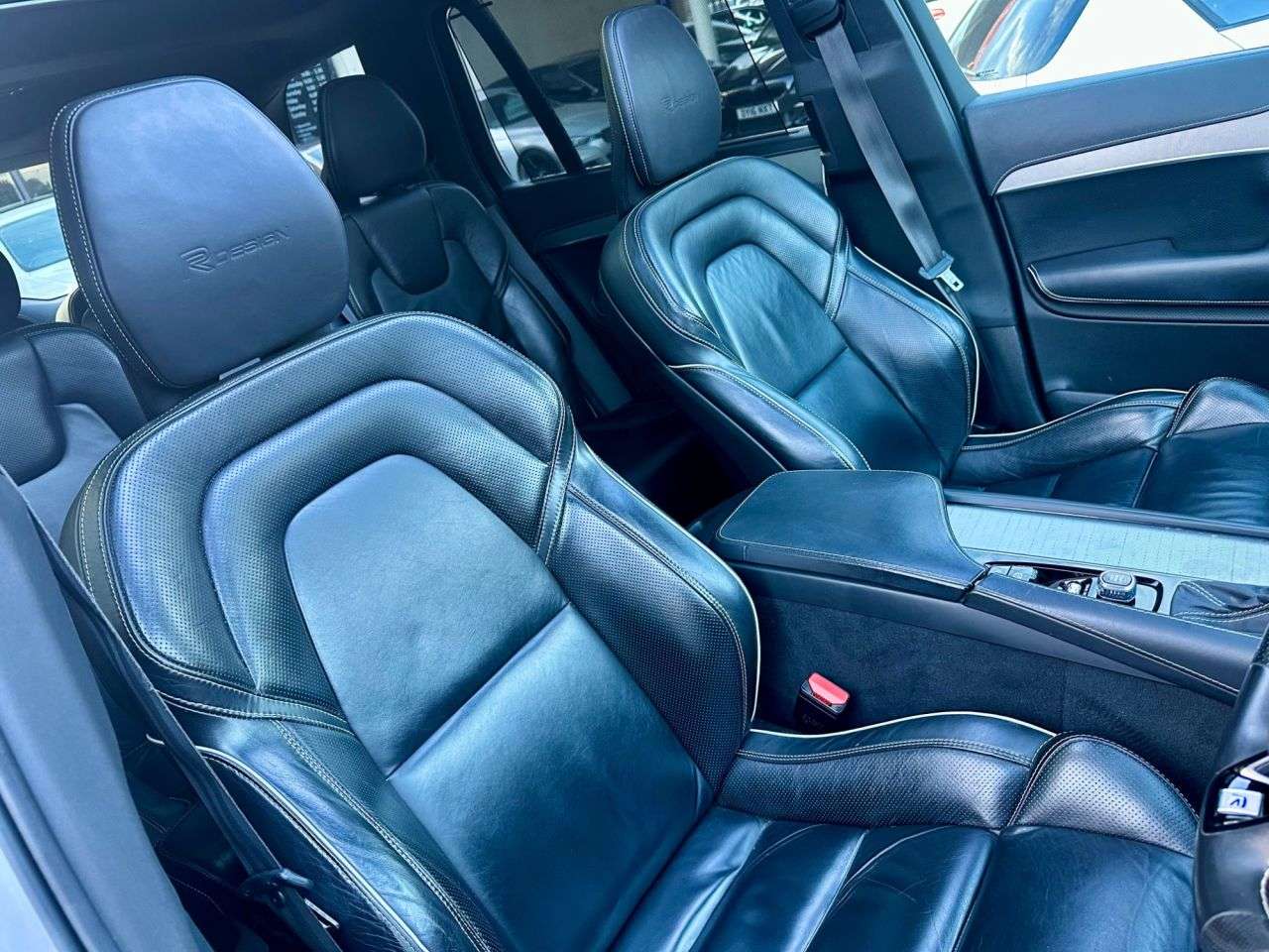 2019 VOLVO XC90 2019 VOLVO XC90