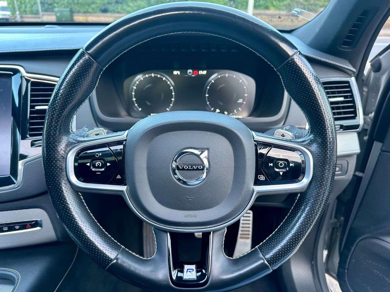 2019 VOLVO XC90 2019 VOLVO XC90