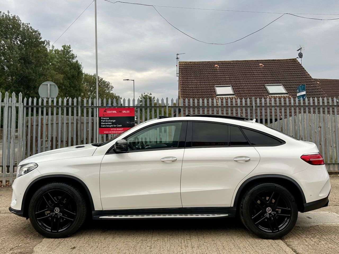 null MERCEDES-BENZ GLE null MERCEDES-BENZ GLE