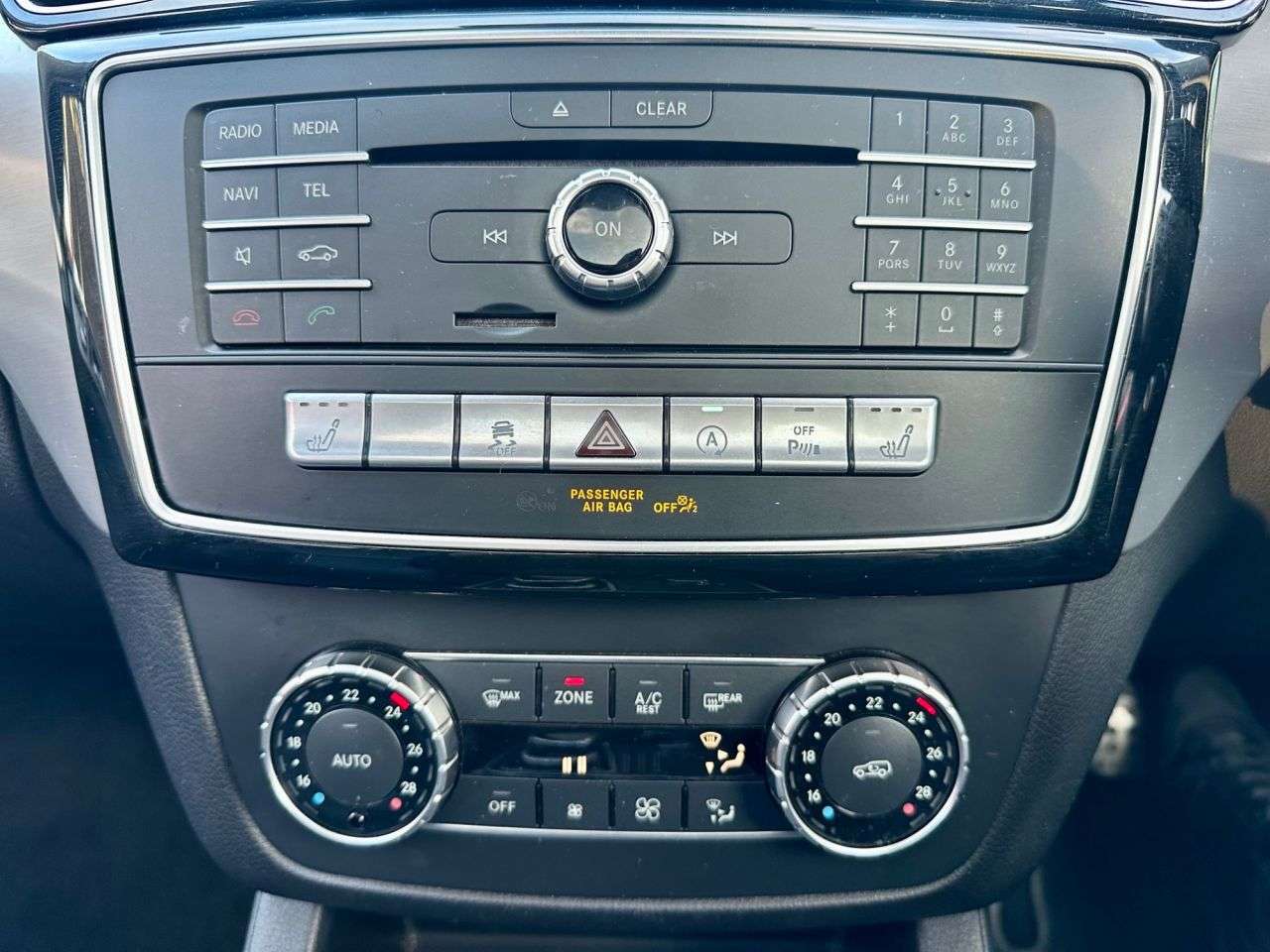 null MERCEDES-BENZ GLE null MERCEDES-BENZ GLE