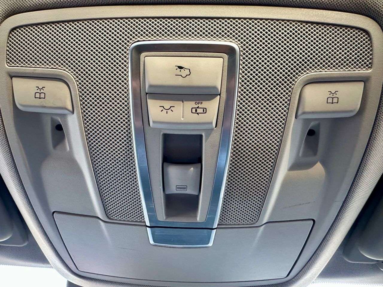 null MERCEDES-BENZ GLE null MERCEDES-BENZ GLE