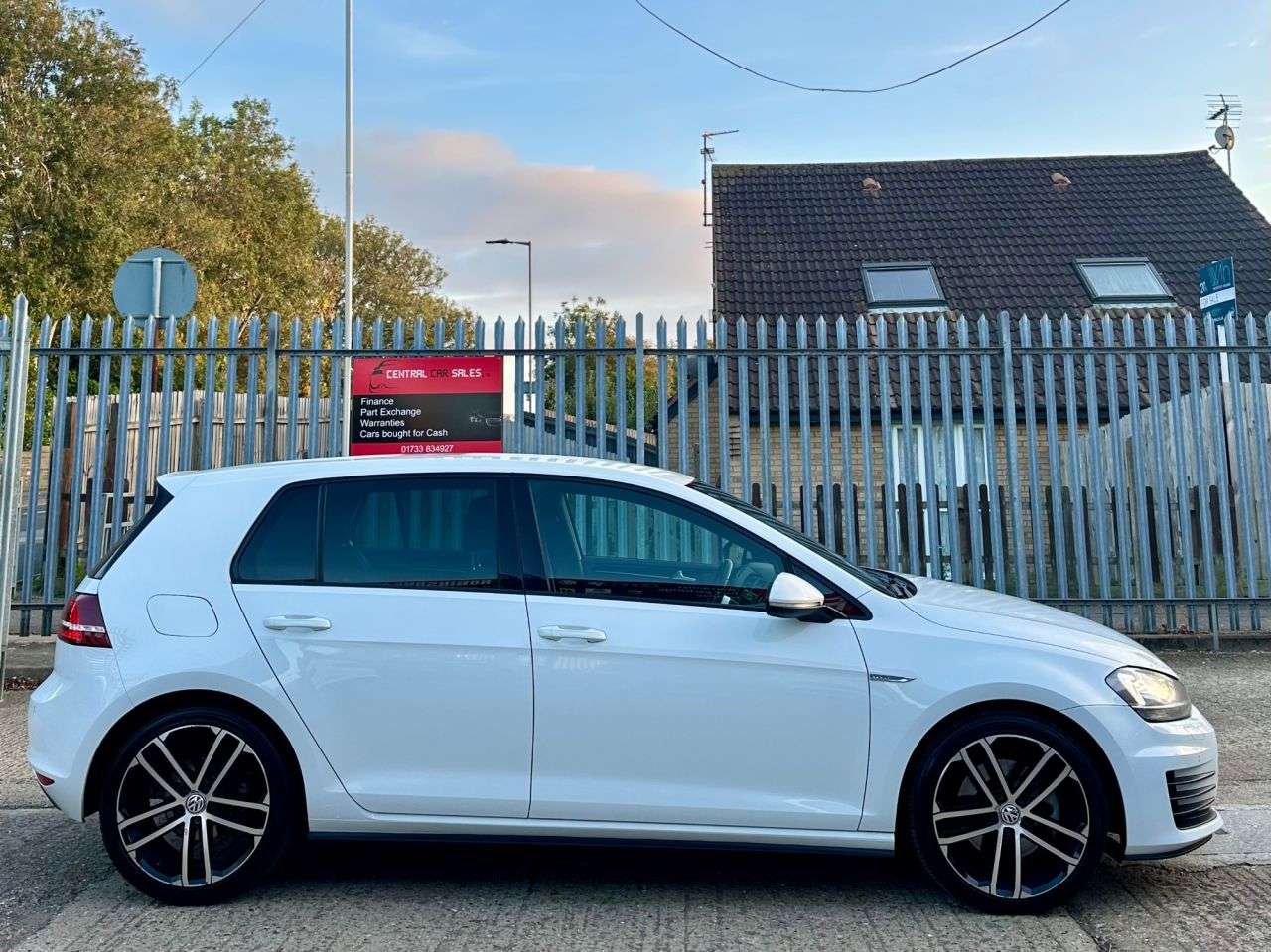 2015 VOLKSWAGEN GOLF 2015 VOLKSWAGEN GOLF