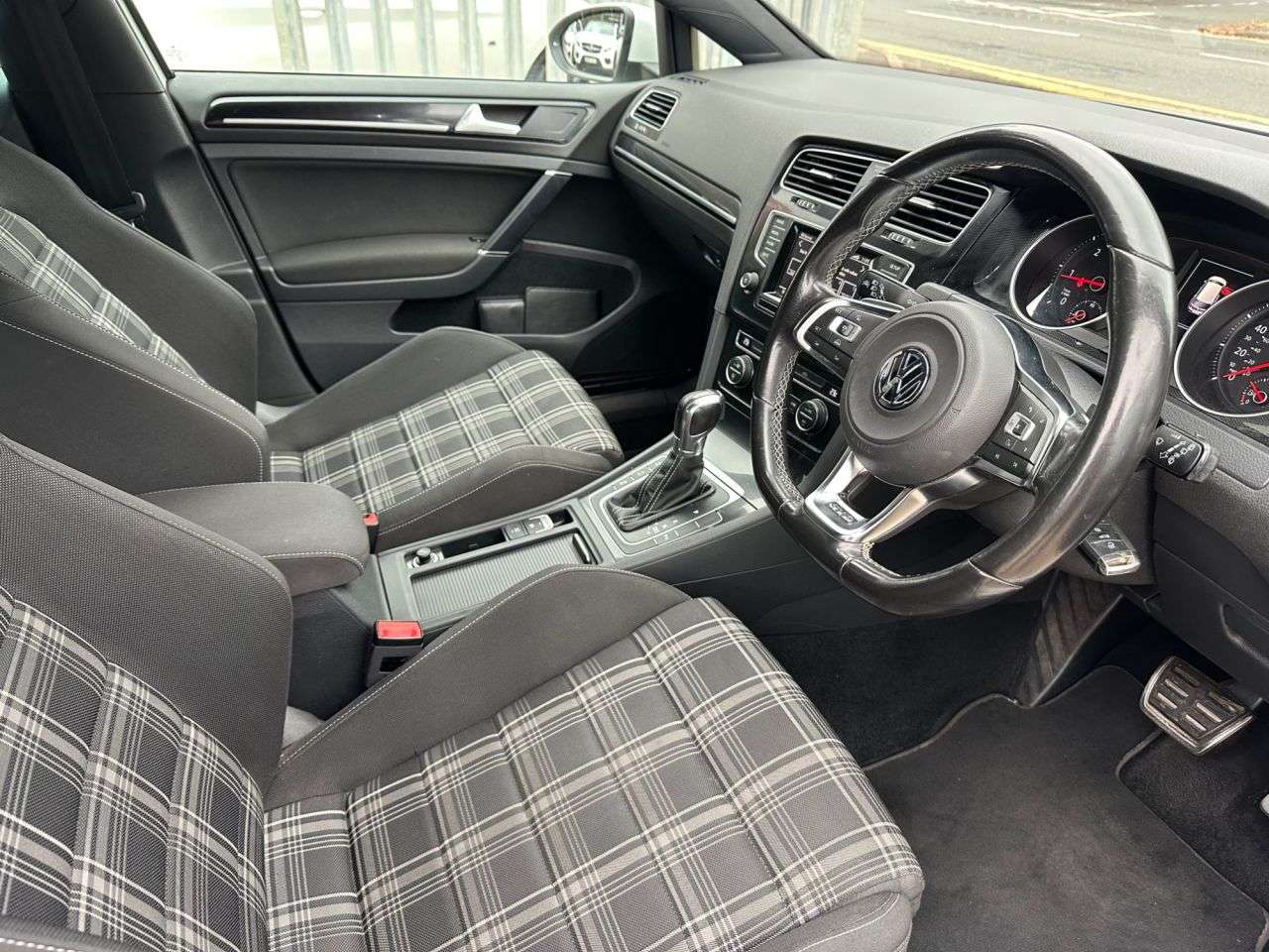 2015 VOLKSWAGEN GOLF 2015 VOLKSWAGEN GOLF