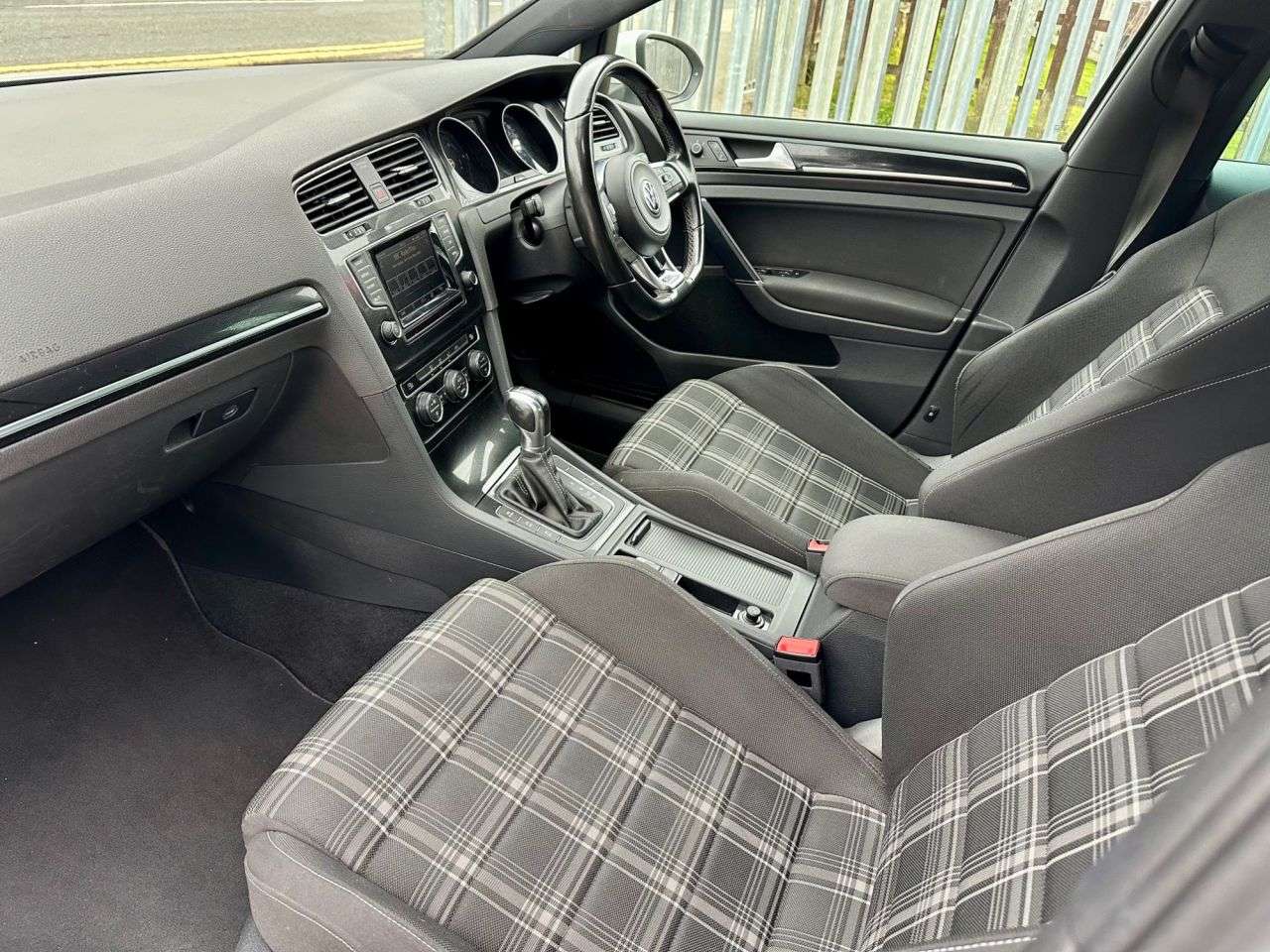 2015 VOLKSWAGEN GOLF 2015 VOLKSWAGEN GOLF