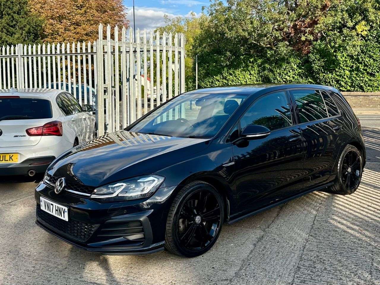 2017 VOLKSWAGEN GOLF 2017 VOLKSWAGEN GOLF