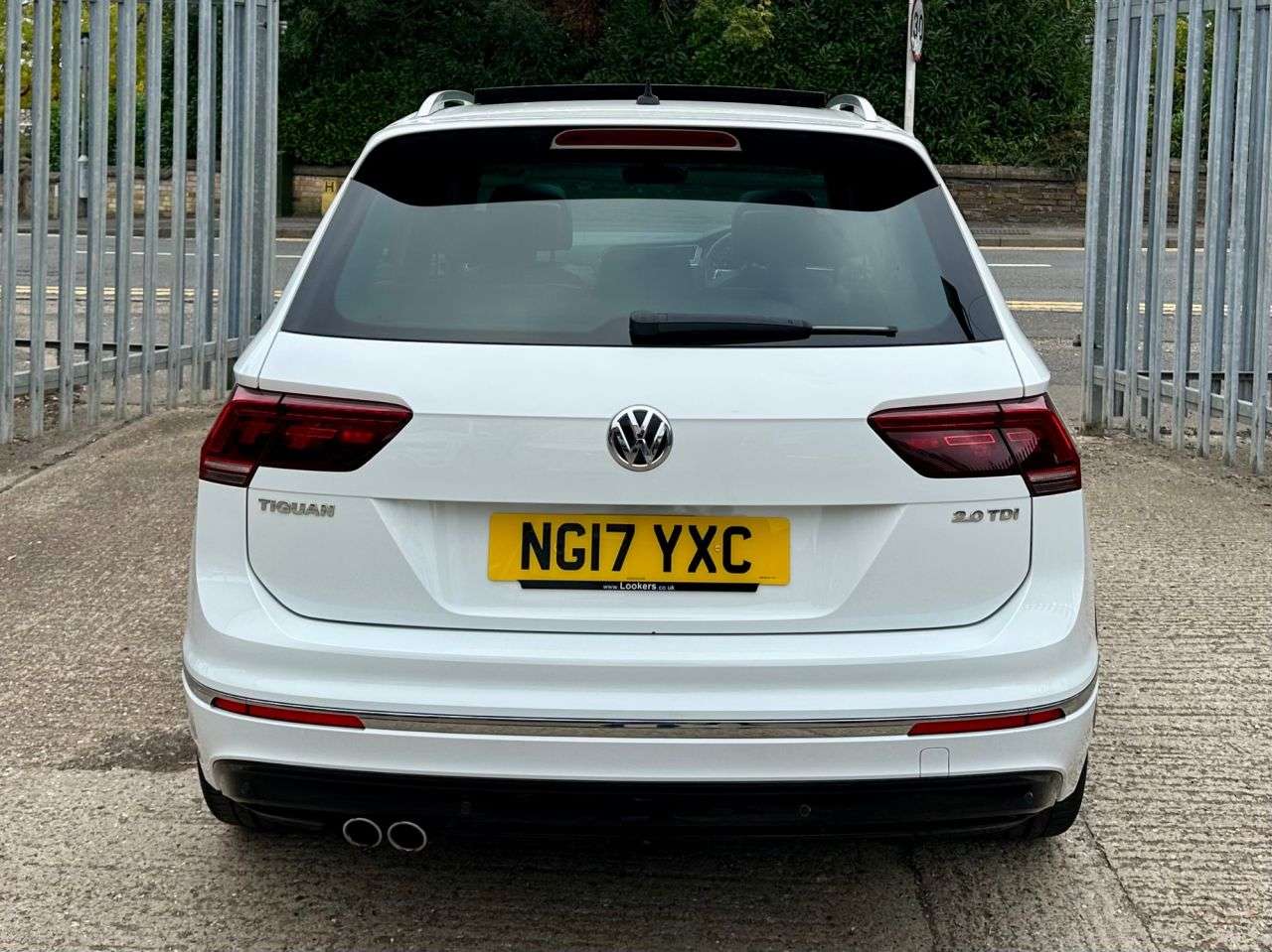 2017 VOLKSWAGEN TIGUAN 2017 VOLKSWAGEN TIGUAN