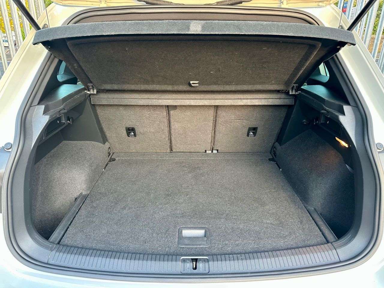 2017 VOLKSWAGEN TIGUAN 2017 VOLKSWAGEN TIGUAN