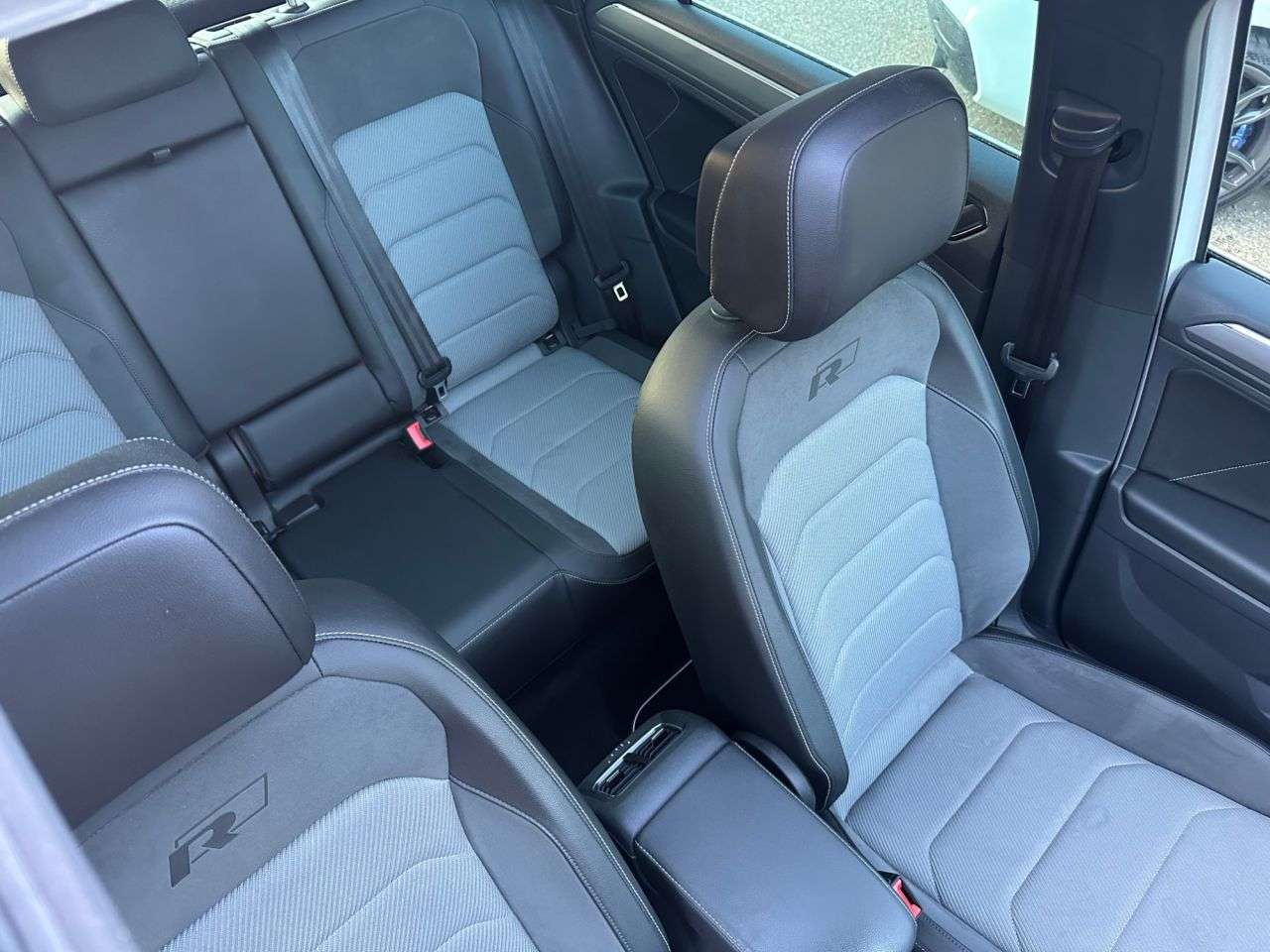 2017 VOLKSWAGEN TIGUAN 2017 VOLKSWAGEN TIGUAN