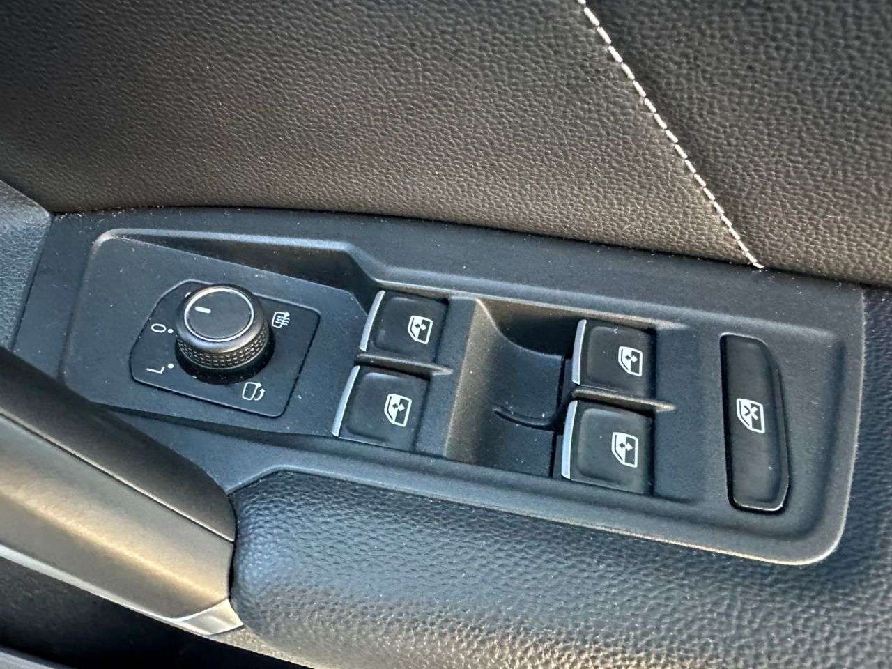 2017 VOLKSWAGEN TIGUAN 2017 VOLKSWAGEN TIGUAN