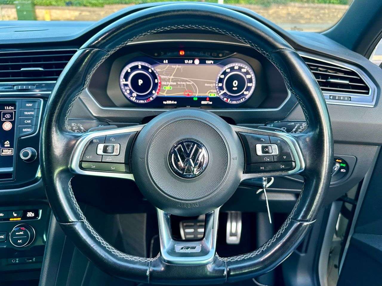 2017 VOLKSWAGEN TIGUAN 2017 VOLKSWAGEN TIGUAN