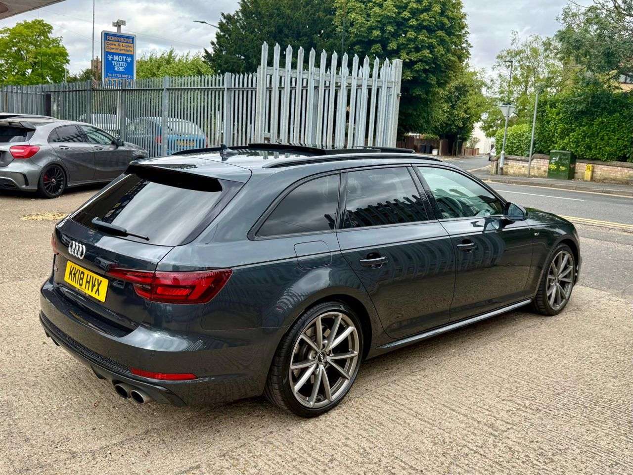 2018 AUDI A4 2018 AUDI A4