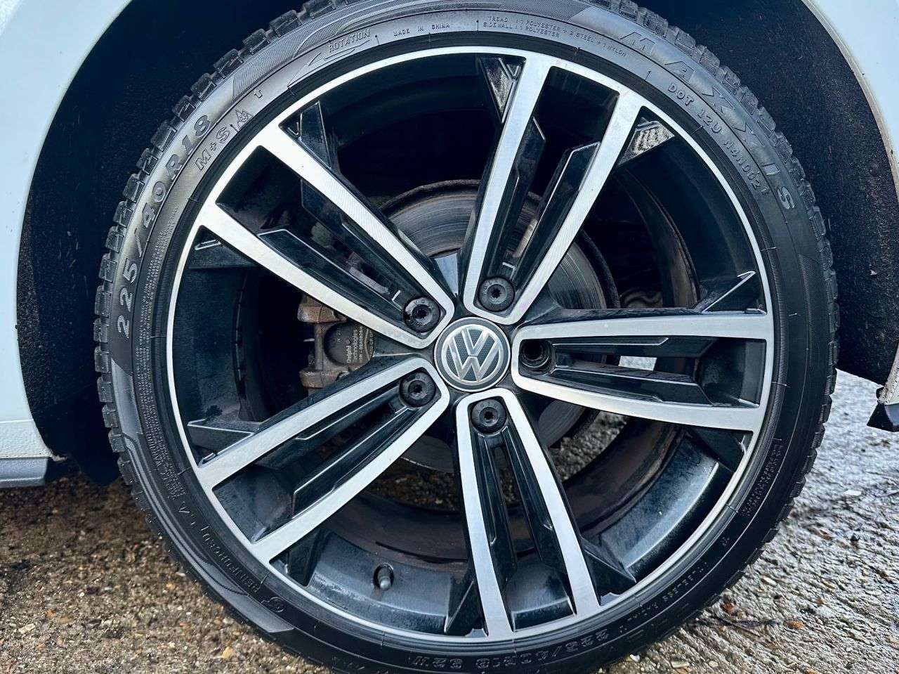 2019 VOLKSWAGEN GOLF 2019 VOLKSWAGEN GOLF