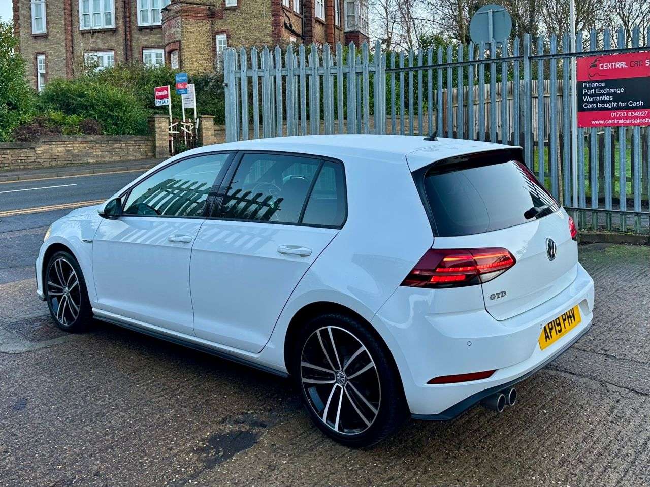 2019 VOLKSWAGEN GOLF 2019 VOLKSWAGEN GOLF