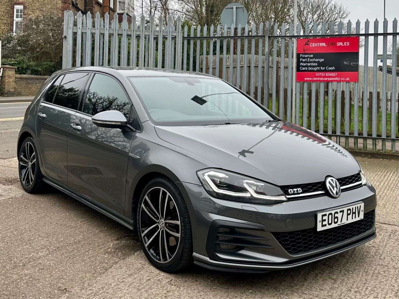 2017 VOLKSWAGEN GOLF 2017 VOLKSWAGEN GOLF