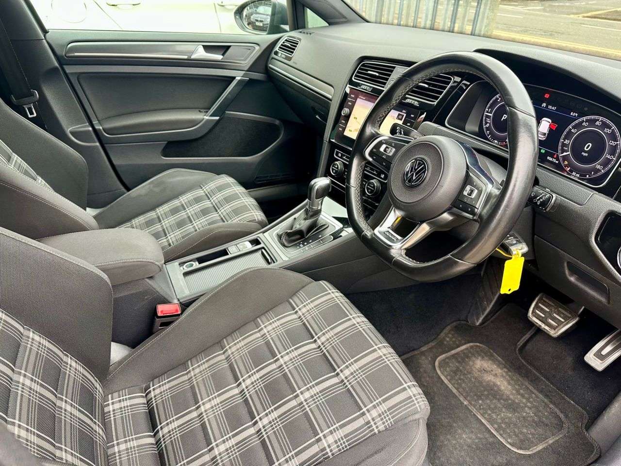 2017 VOLKSWAGEN GOLF 2017 VOLKSWAGEN GOLF
