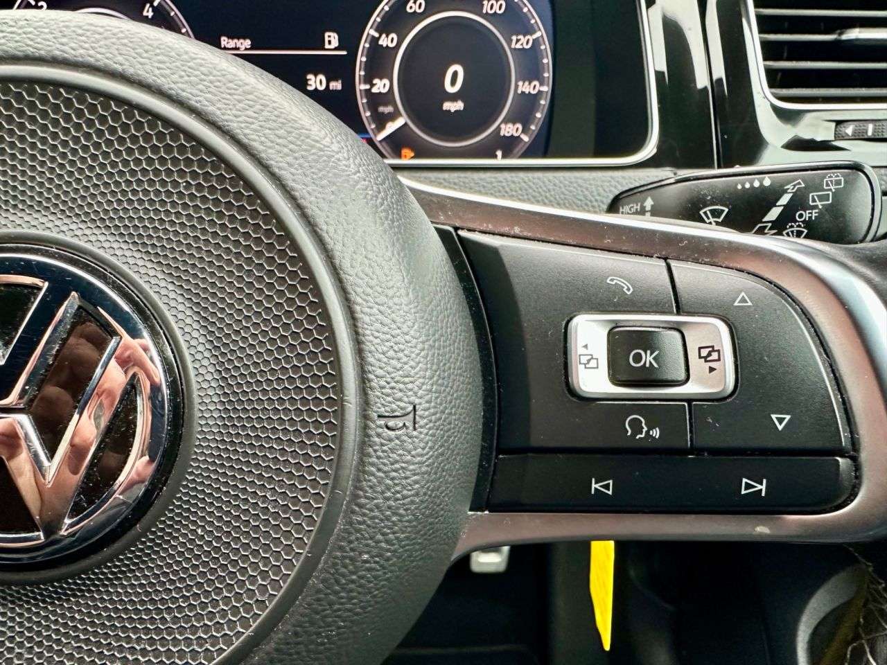 2017 VOLKSWAGEN GOLF 2017 VOLKSWAGEN GOLF