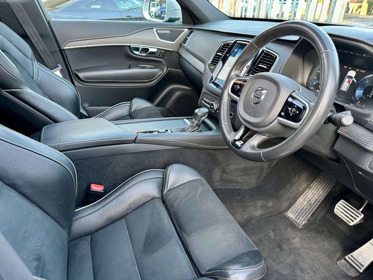 2019 VOLVO XC90 2019 VOLVO XC90