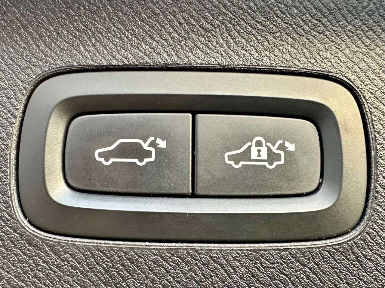 2019 VOLVO XC90 2019 VOLVO XC90