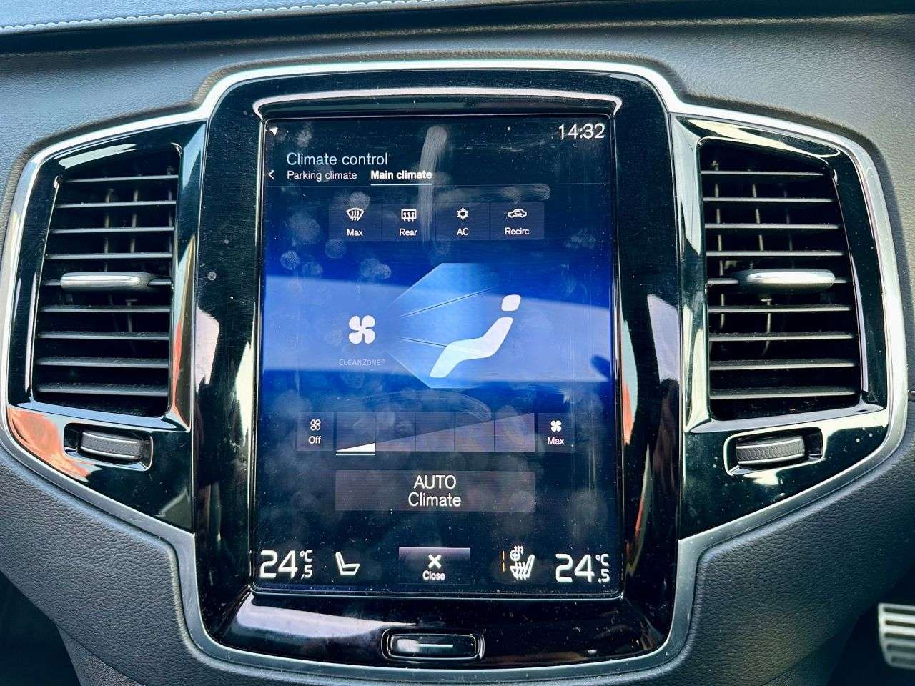 2019 VOLVO XC90 2019 VOLVO XC90