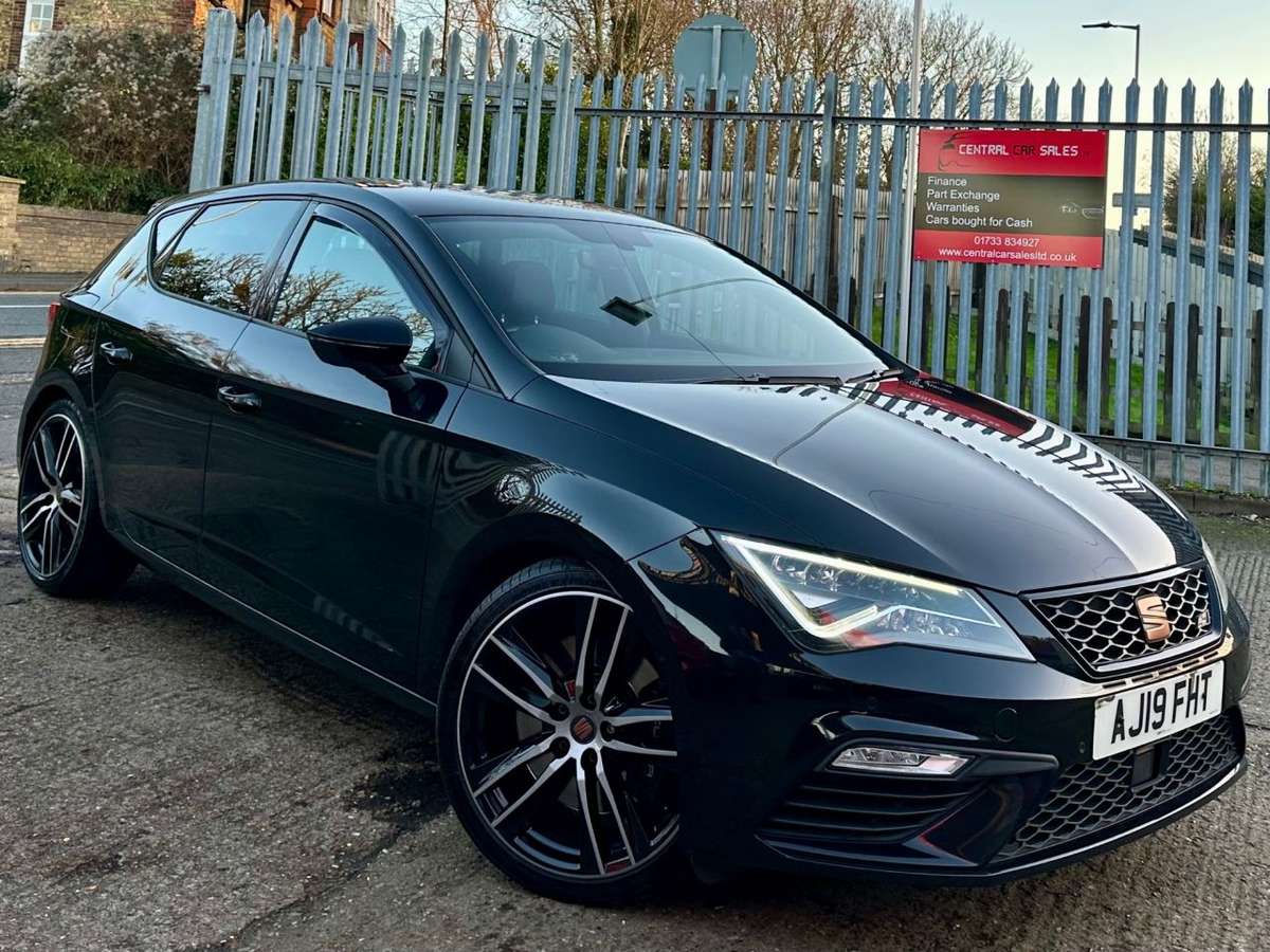 Check out this Seat Leon 2019 Petrol Automatic