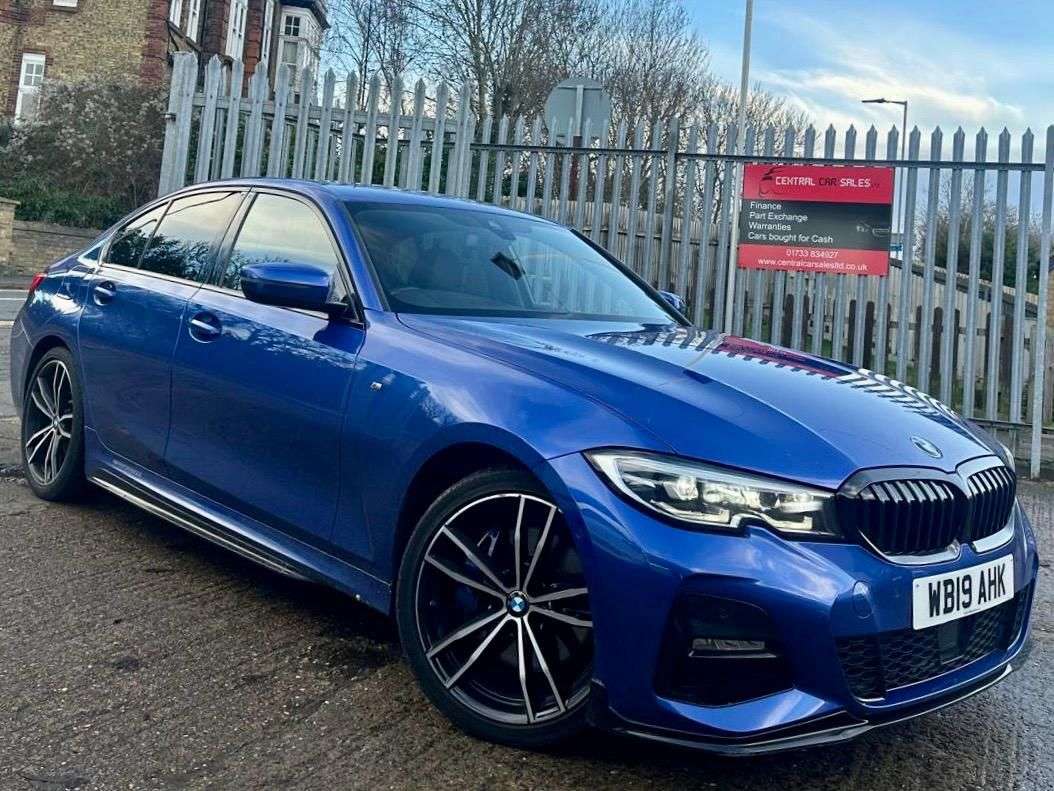 A 2019 BMW 3 SERIES 2.0 320d M Sport Saloon 4dr Diesel Auto xDrive Euro 6 (s/s) (190 ps) A 2019 BMW 3 SERIES 2.0 320d M Sport Saloon 4dr Diesel Auto xDrive Euro 6 (s/s) (190 ps)