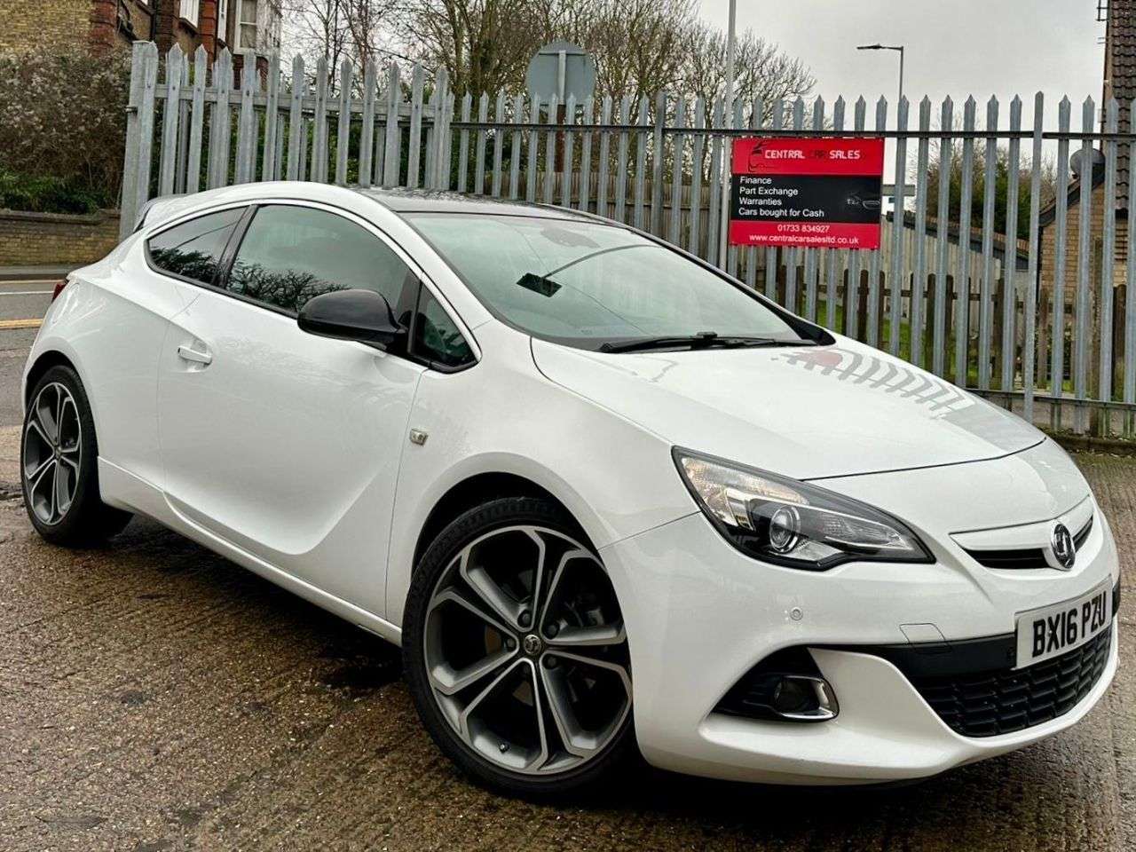 A 2016 VAUXHALL ASTRA GTC 1.6 CDTi ecoFLEX Limited Edition Coupe 3dr Diesel Manual Euro 6 (s/s) (136 A 2016 VAUXHALL ASTRA GTC 1.6 CDTi ecoFLEX Limited Edition Coupe 3dr Diesel Manual Euro 6 (s/s) (136