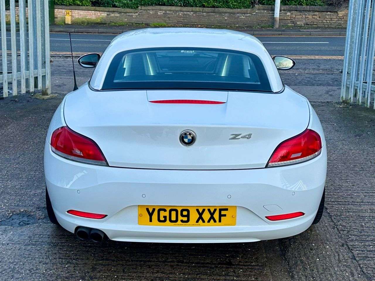 2009 BMW Z4 2009 BMW Z4