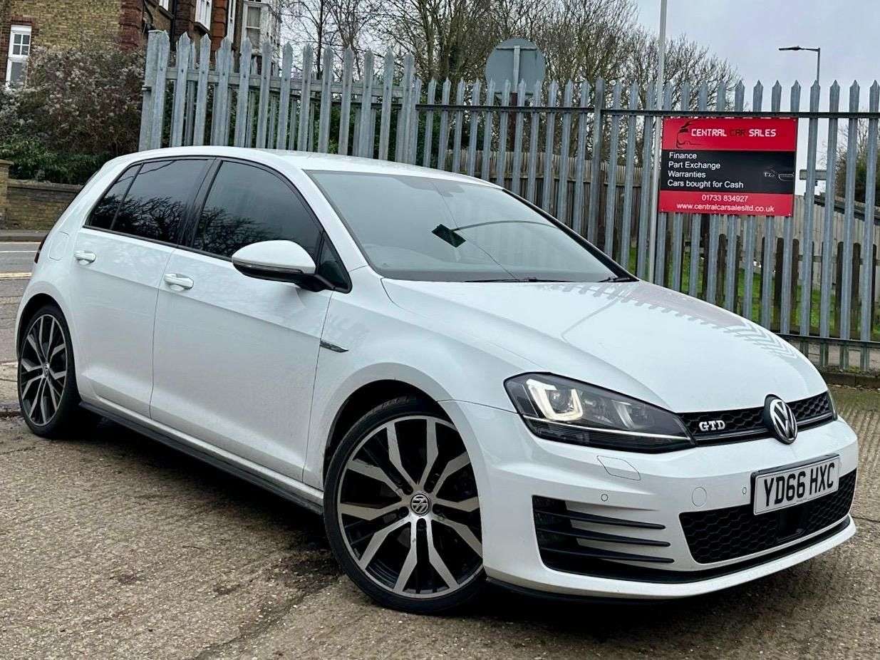 A 2016 VOLKSWAGEN GOLF 2.0 TDI BlueMotion Tech GTD Hatchback 5dr Diesel DSG Euro 6 (s/s) (184 ps) A 2016 VOLKSWAGEN GOLF 2.0 TDI BlueMotion Tech GTD Hatchback 5dr Diesel DSG Euro 6 (s/s) (184 ps)