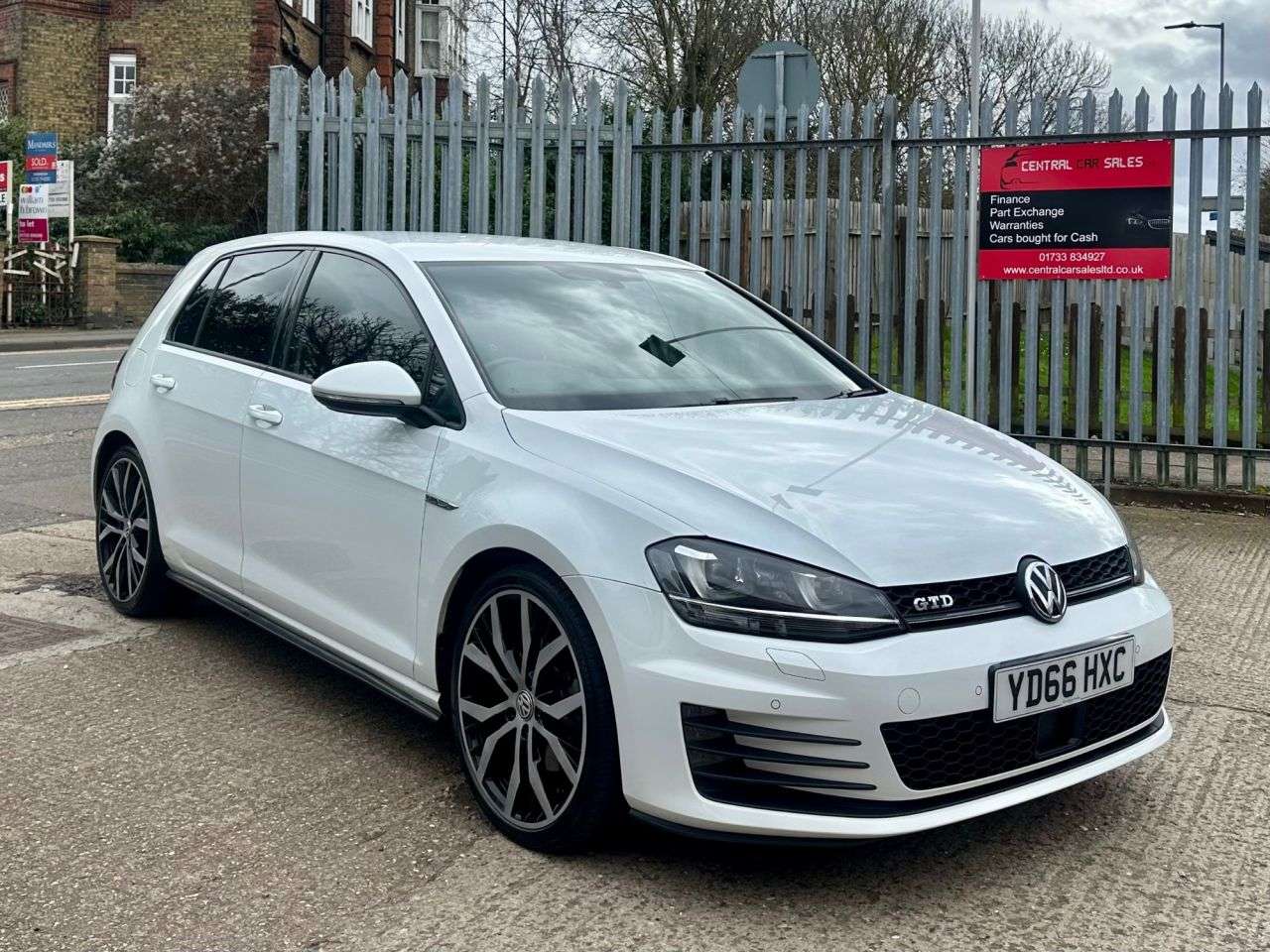 2016 VOLKSWAGEN GOLF 2016 VOLKSWAGEN GOLF