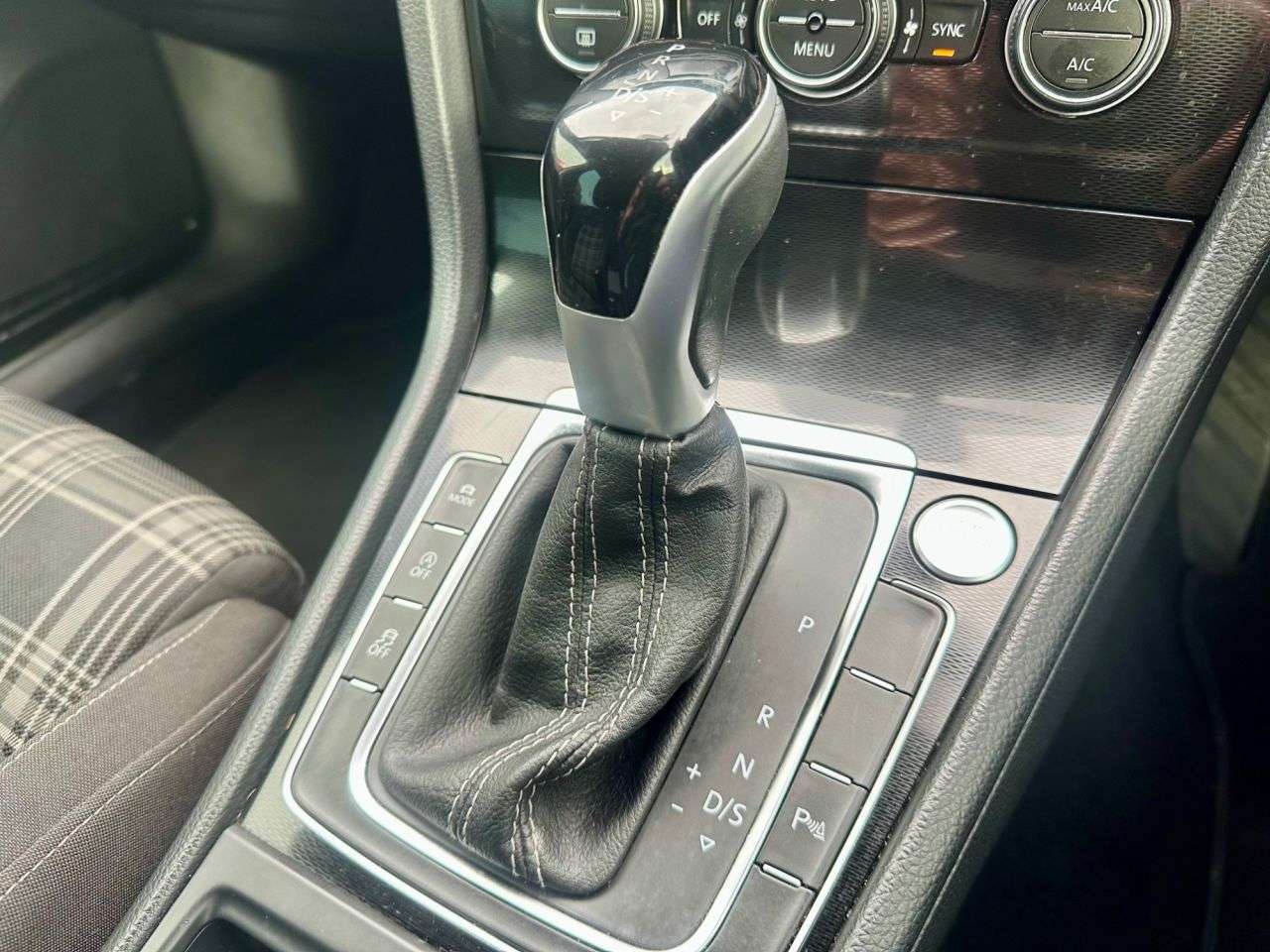 2016 VOLKSWAGEN GOLF 2016 VOLKSWAGEN GOLF