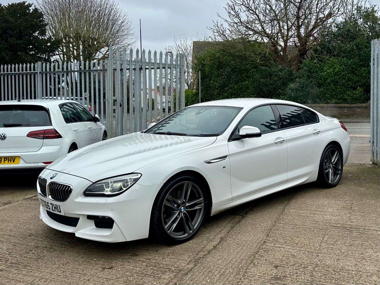 A 2015 BMW 6 SERIES GRAN COUPE 3.0 640d M Sport Saloon 4dr Diesel Auto Euro 6 (s/s) (313 ps) A 2015 BMW 6 SERIES GRAN COUPE 3.0 640d M Sport Saloon 4dr Diesel Auto Euro 6 (s/s) (313 ps)