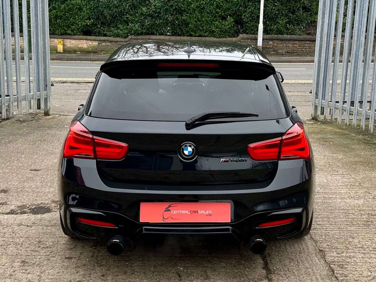 2017 BMW 1 SERIES 2017 BMW 1 SERIES