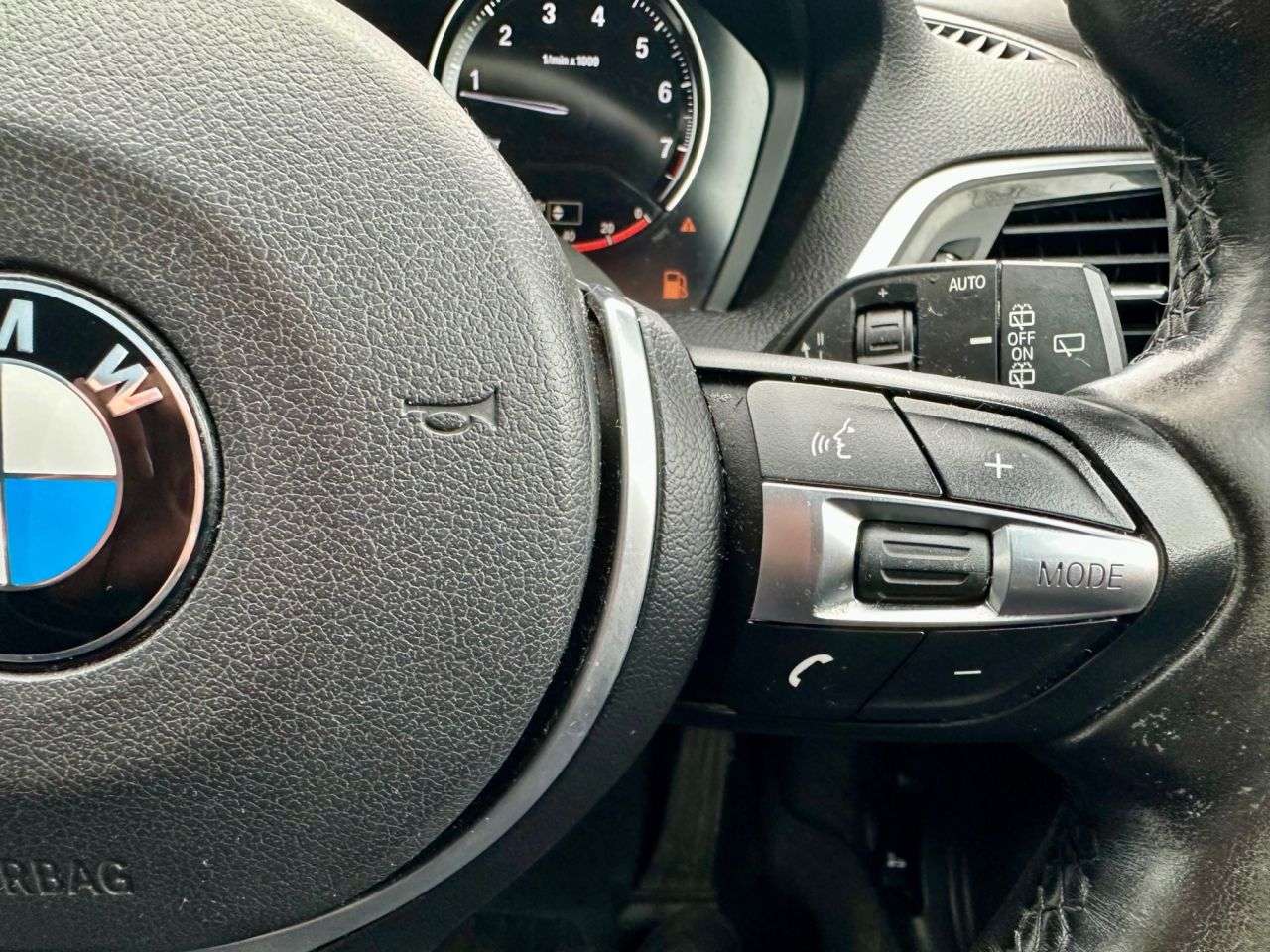 2017 BMW 1 SERIES 2017 BMW 1 SERIES