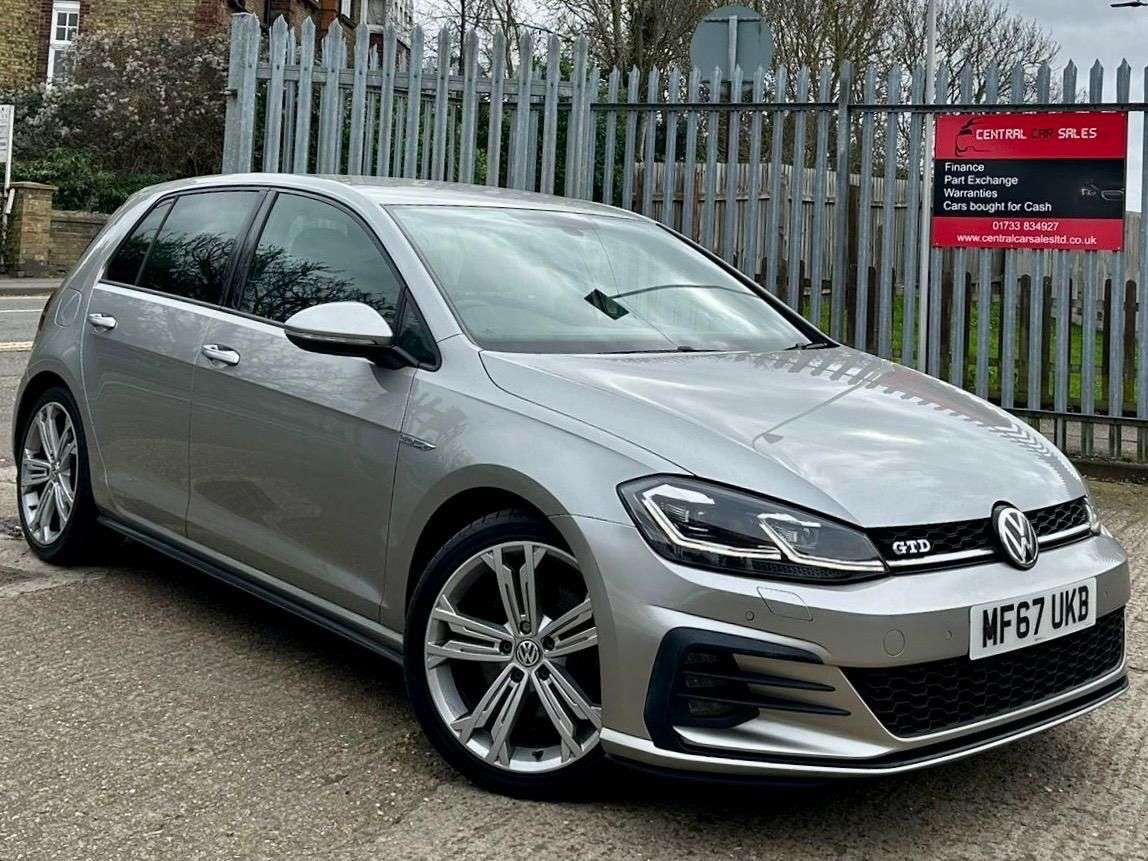 A 2017 VOLKSWAGEN GOLF 2.0 TDI GTD Hatchback 5dr Diesel Manual Euro 6 (s/s) (184 ps) A 2017 VOLKSWAGEN GOLF 2.0 TDI GTD Hatchback 5dr Diesel Manual Euro 6 (s/s) (184 ps)