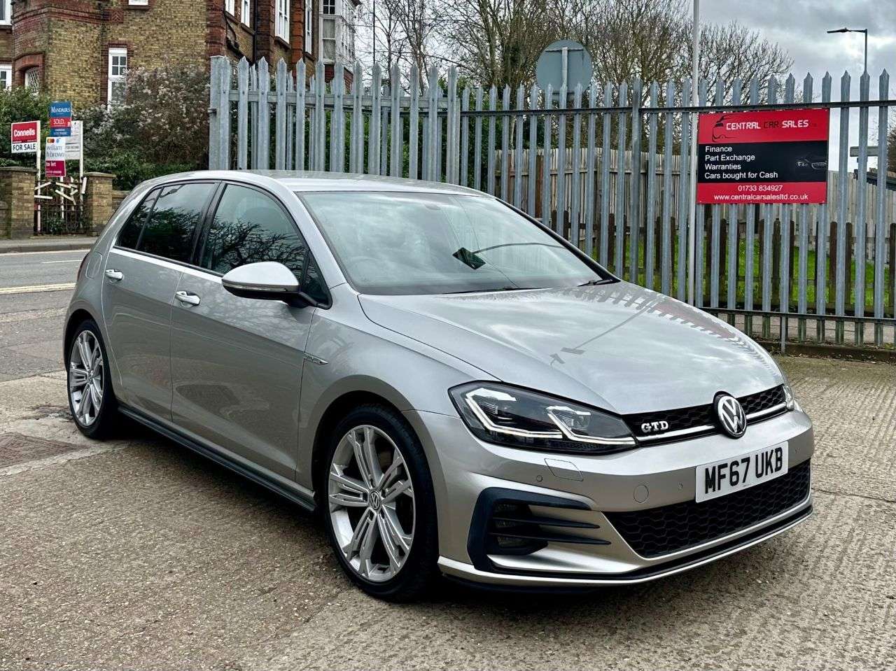 2017 VOLKSWAGEN GOLF 2017 VOLKSWAGEN GOLF