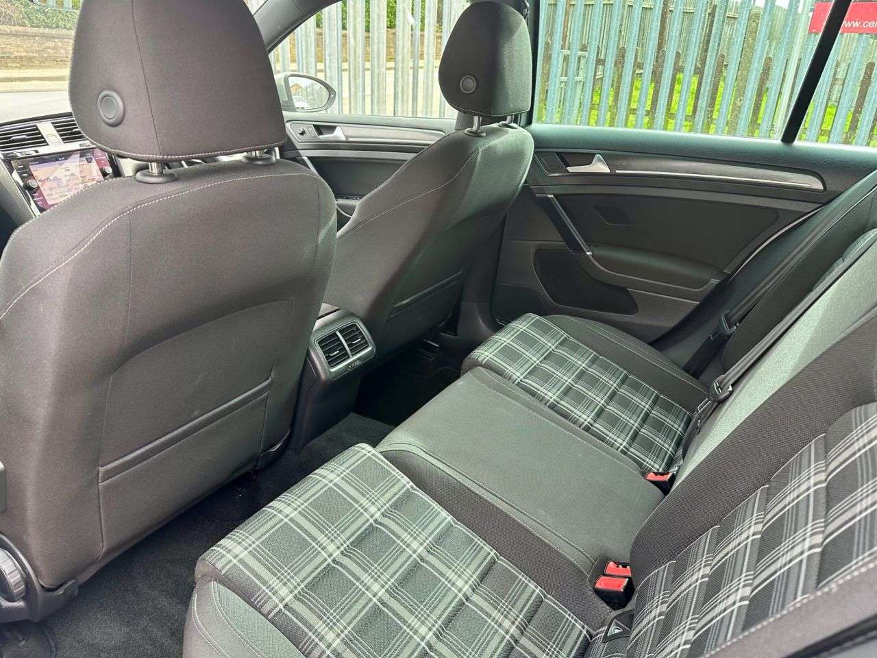 2017 VOLKSWAGEN GOLF 2017 VOLKSWAGEN GOLF