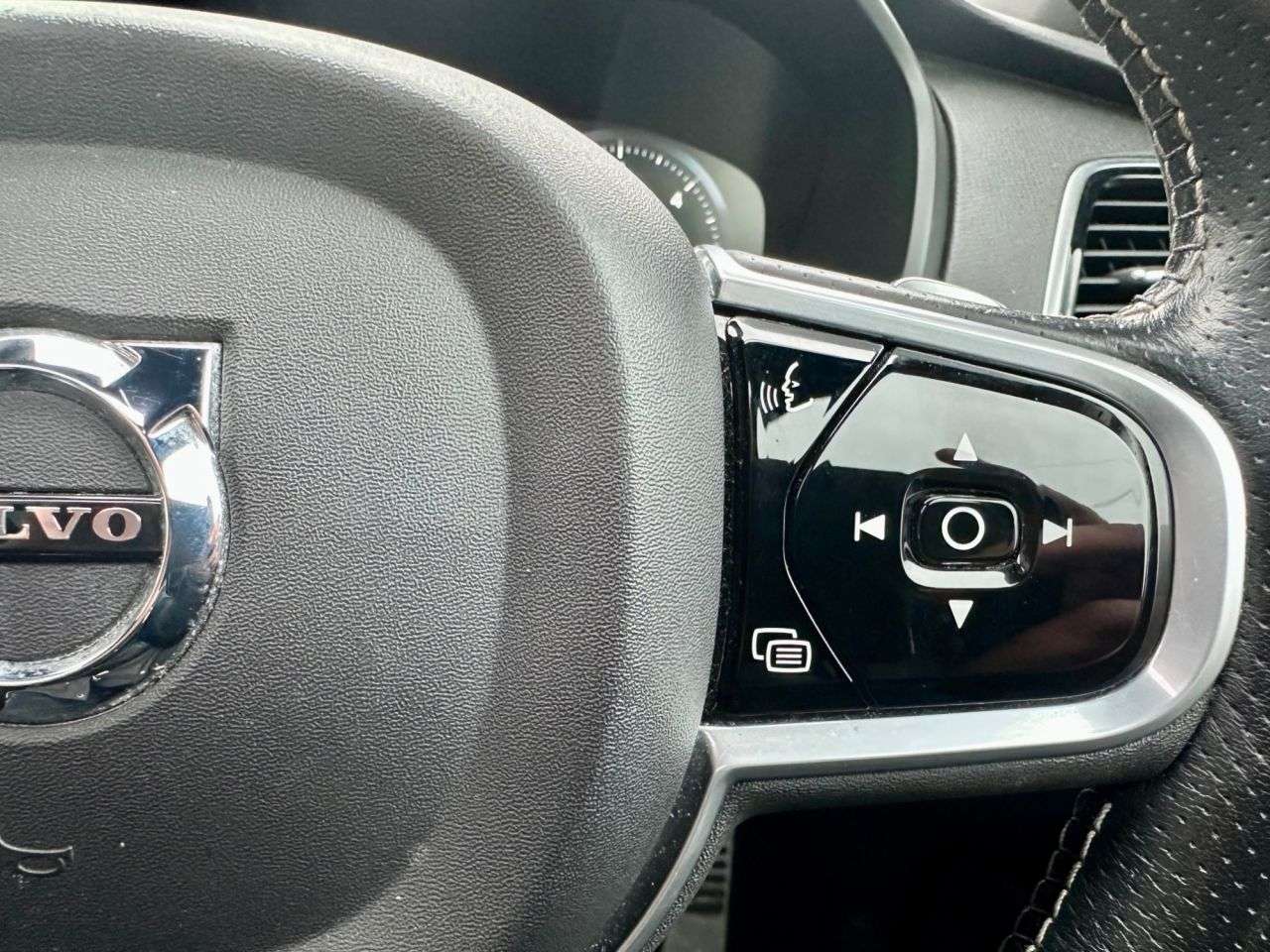 2017 VOLVO XC90 2017 VOLVO XC90