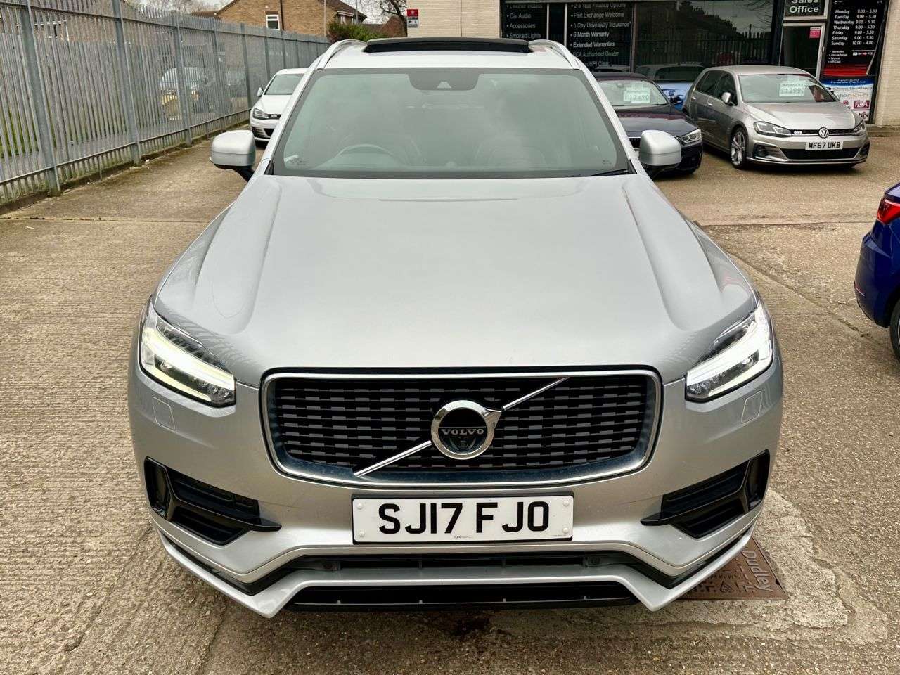 2017 VOLVO XC90 2017 VOLVO XC90